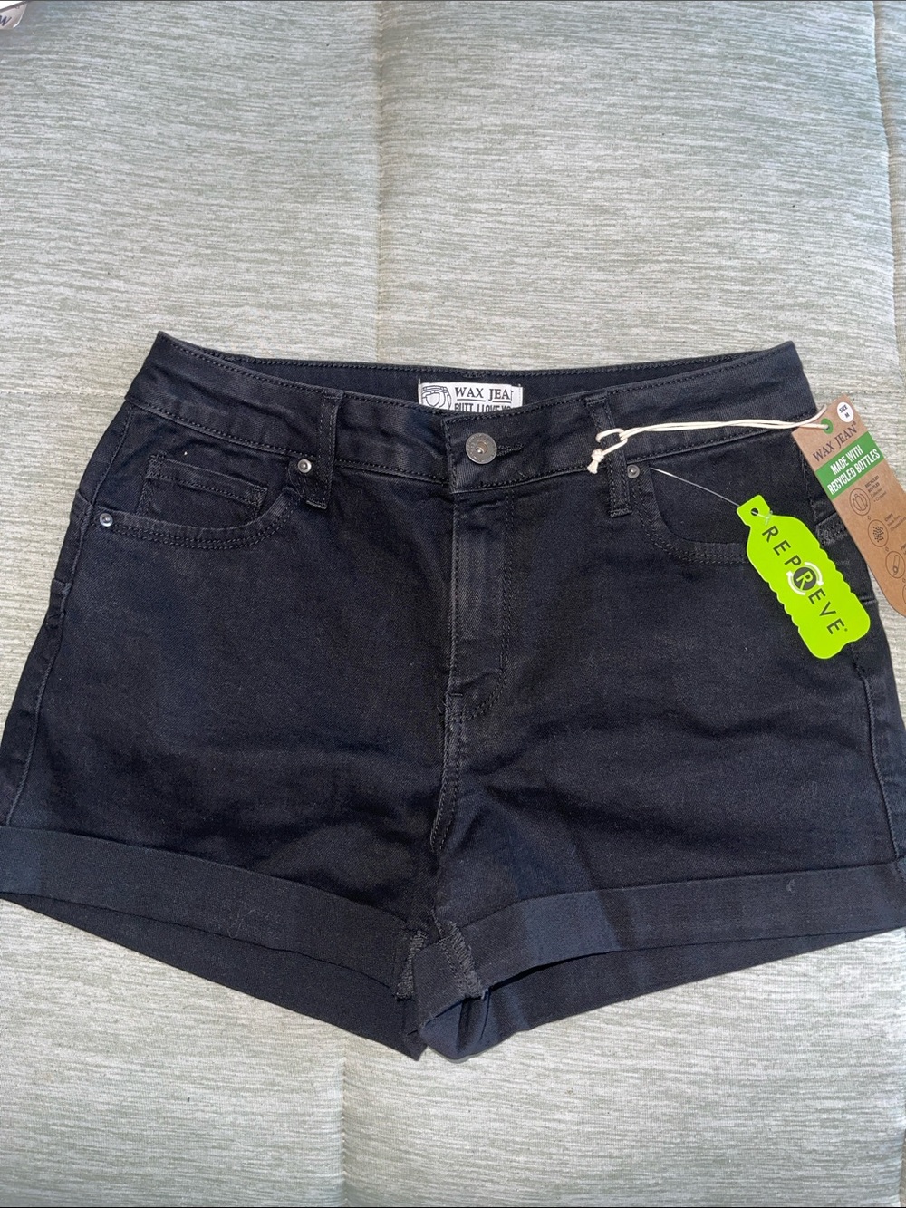 Wax Jean Women’s Black Cuffed Denim Shorts with Tags